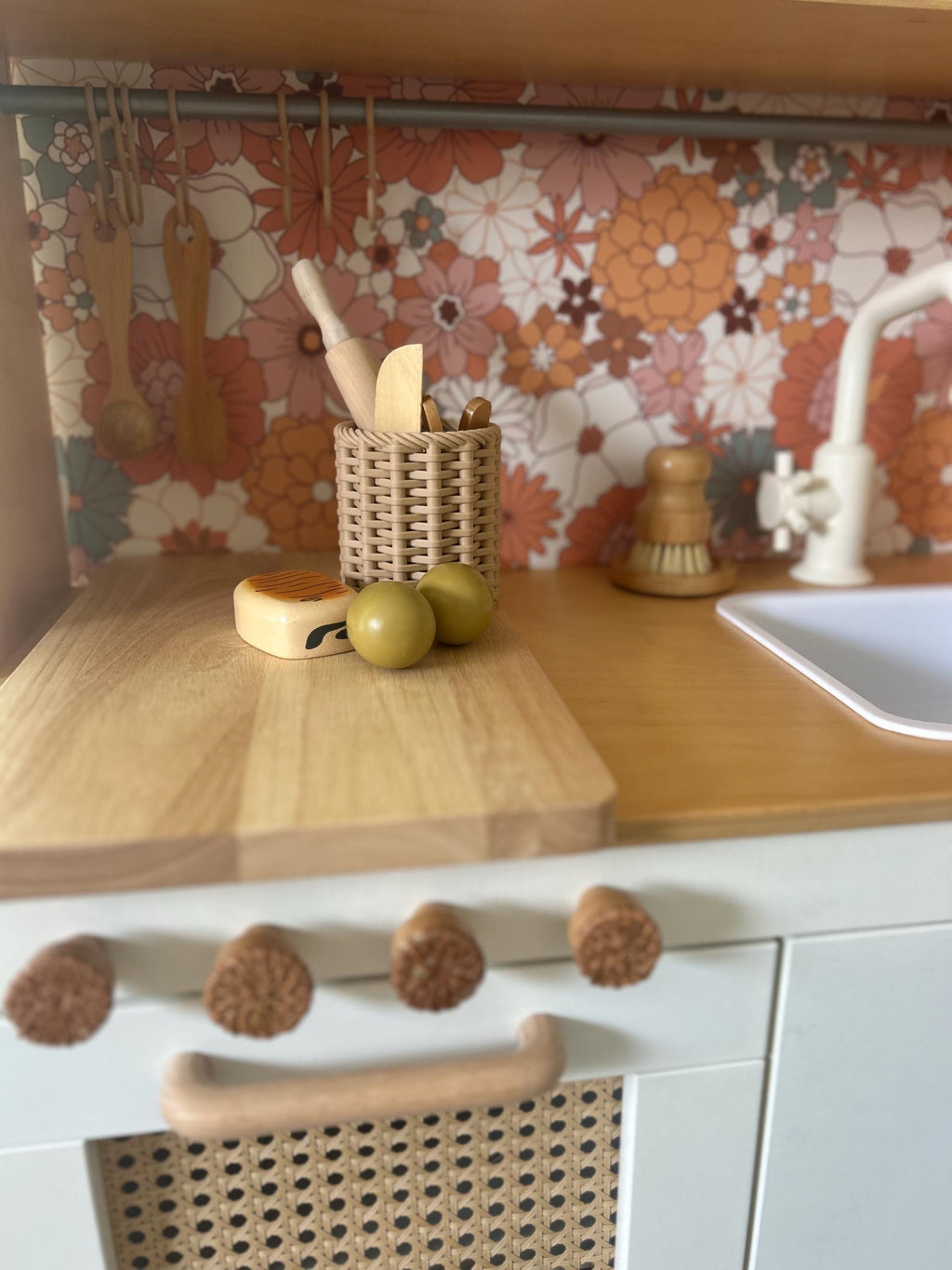 Woven Utensil Holder – Faux Rattan Play Kitchen Accessory