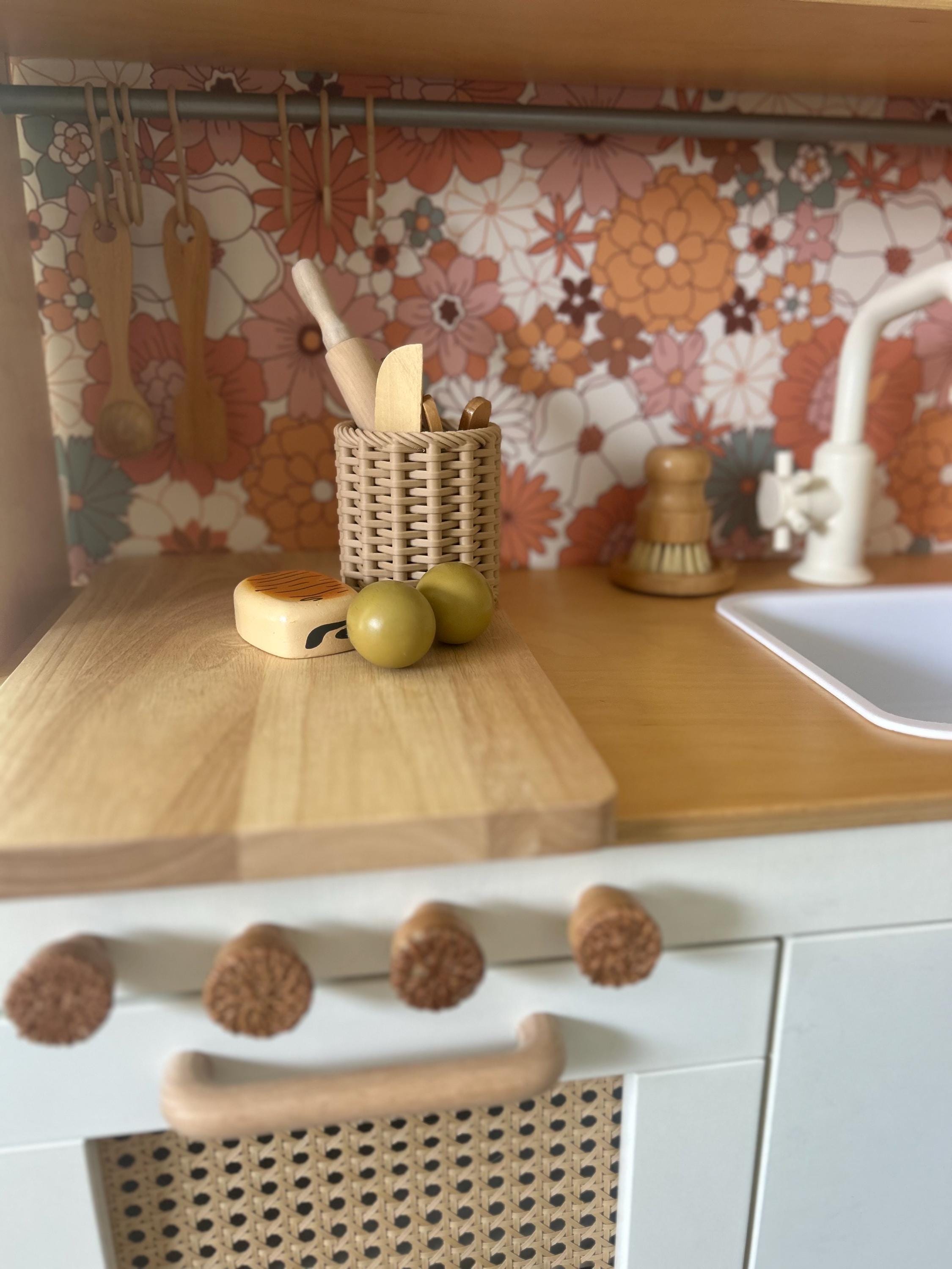 Woven Utensil Holder – Faux Rattan Play Kitchen Accessory