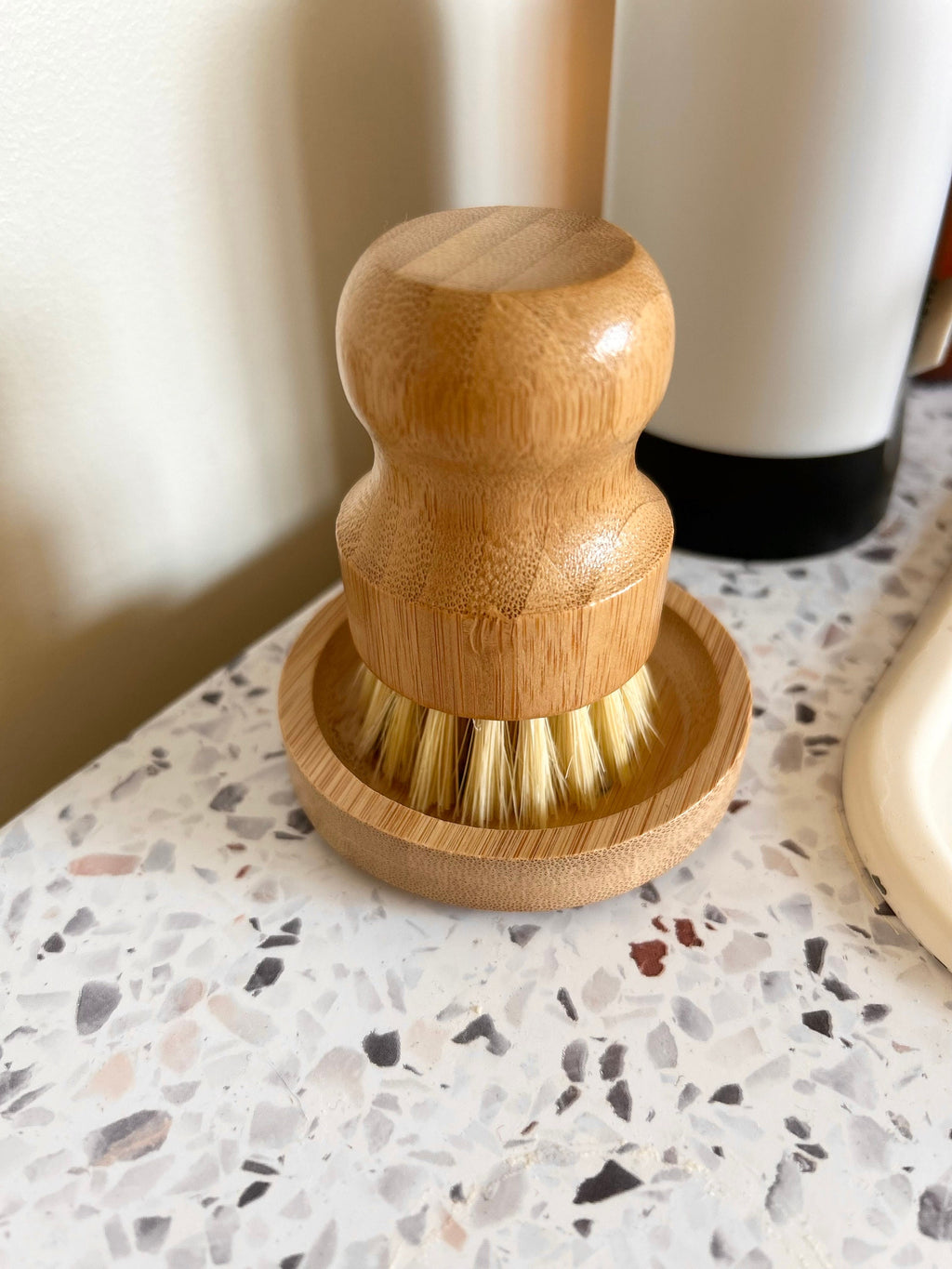 Mini bamboo dish brush