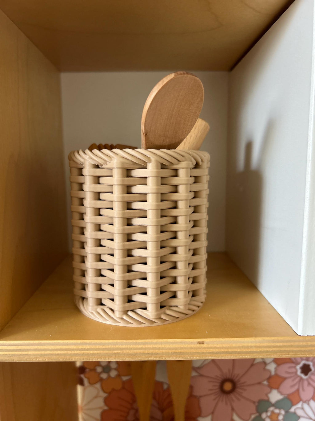 Woven Utensil Holder – Faux Rattan Play Kitchen Accessory