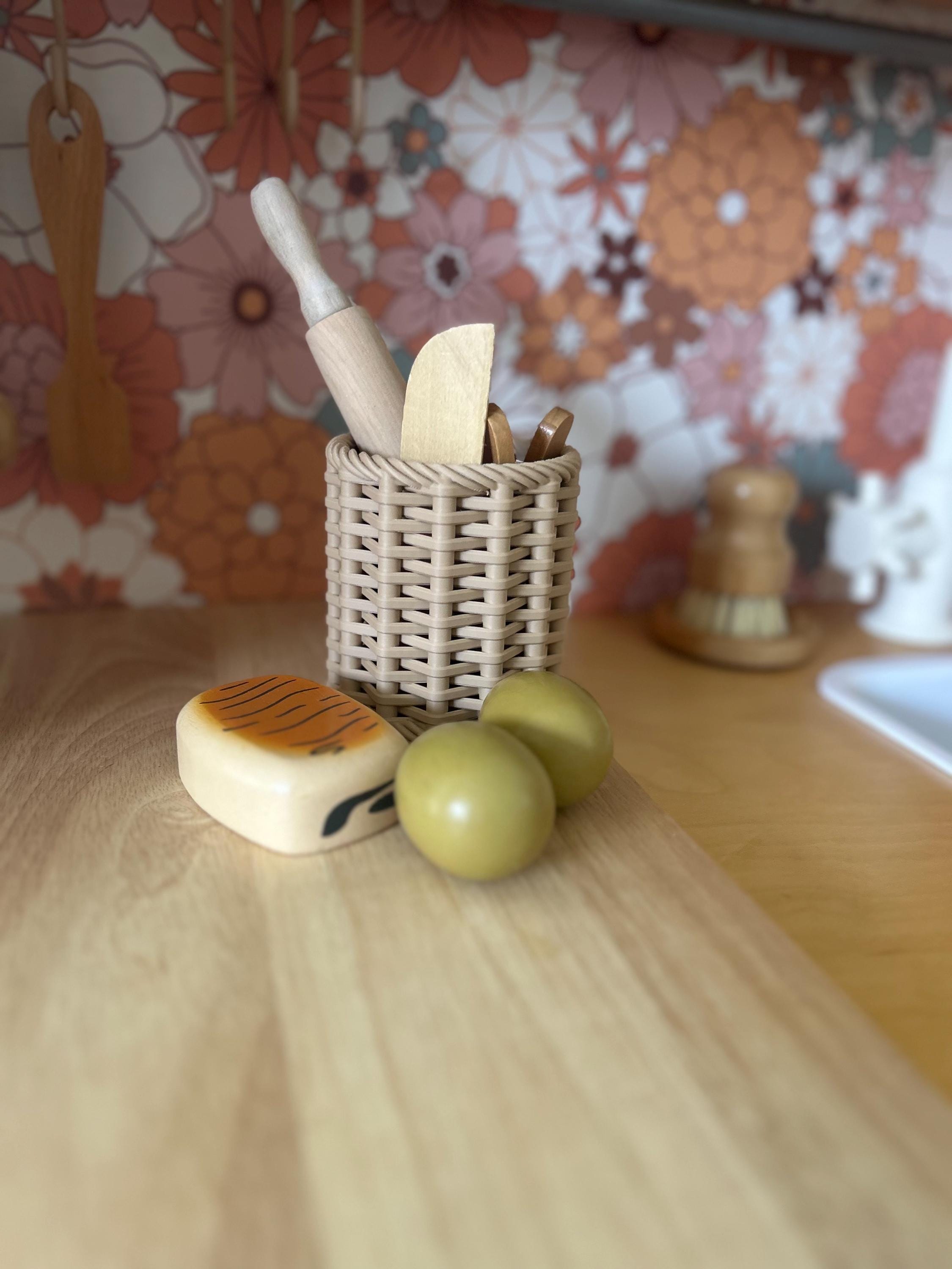 Woven Utensil Holder – Faux Rattan Play Kitchen Accessory